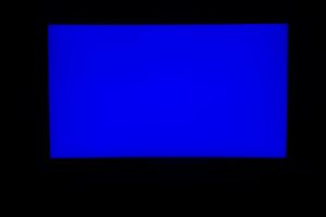 Samsung RU7379 - Test der Ausleuchtung blau